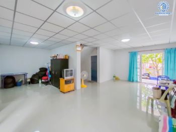 *****ทาวน์เฮ้าส์มือสองย่านนนทบุรี ม.ออมธนา ชัยพฤกษ์-วงแหวน #หลังมุม เนื้อที่กว้างขวางถึงเกือบ 79 ตร.ว. ฟังก์ชันจัดเต็ม 3 ห้องนอน 4 ห้องน้ำ 2 ที่จอดรถ หลังใหญ่ พื้นที่เยอะ ต่อเติมหลังบ้านอย่างดี บนทำเลดี เชื่อมต่อถ.กาญจนาภิเษก ใกล้ทางด่วน "ศรีรัช"